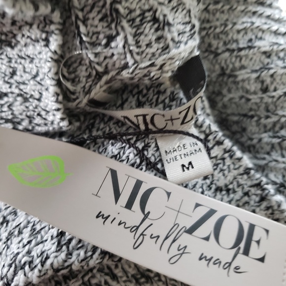 Mindfully Made Sweater Size Medium NEW! - Picture 11 of 14